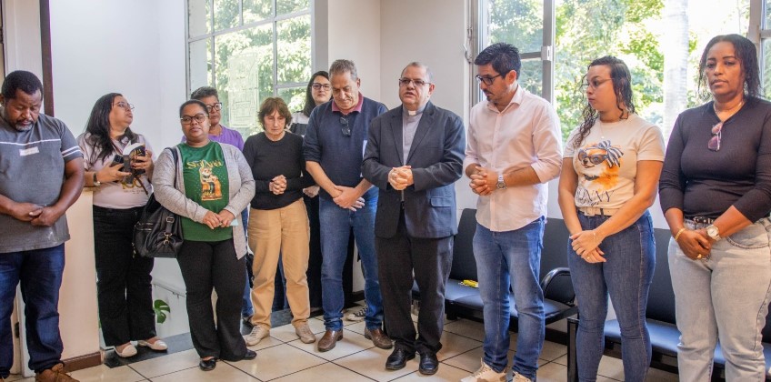 Imagem de Sant’Ana visita a Prefeitura de Barra do Piraí e marca início das celebrações da padroeira